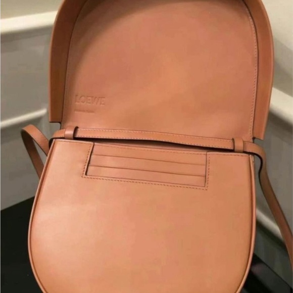 100% Authentic LOEWE Crossbody wallet phone bag - Picture 3 of 4